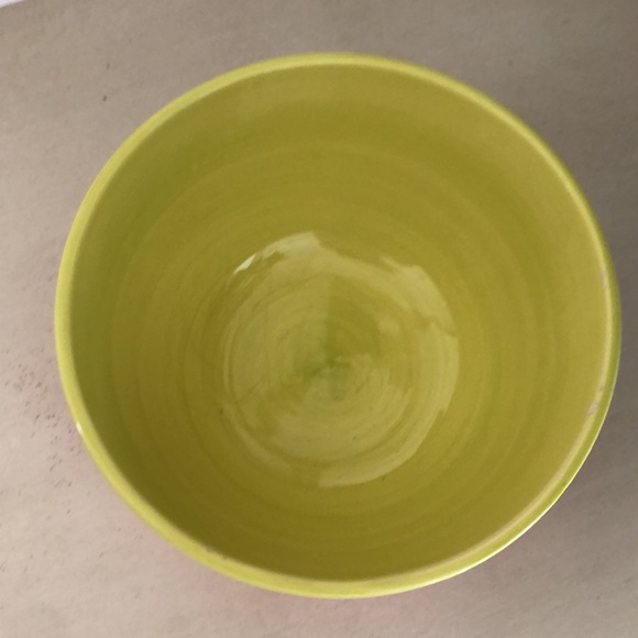 Colorful ceramic covered dish with mixed media handle - Picture 4 of 7